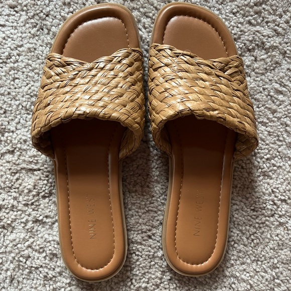 Nine West Women's Havah Slip-On Casual Flat Slide Sandals - Picture 5 of 5